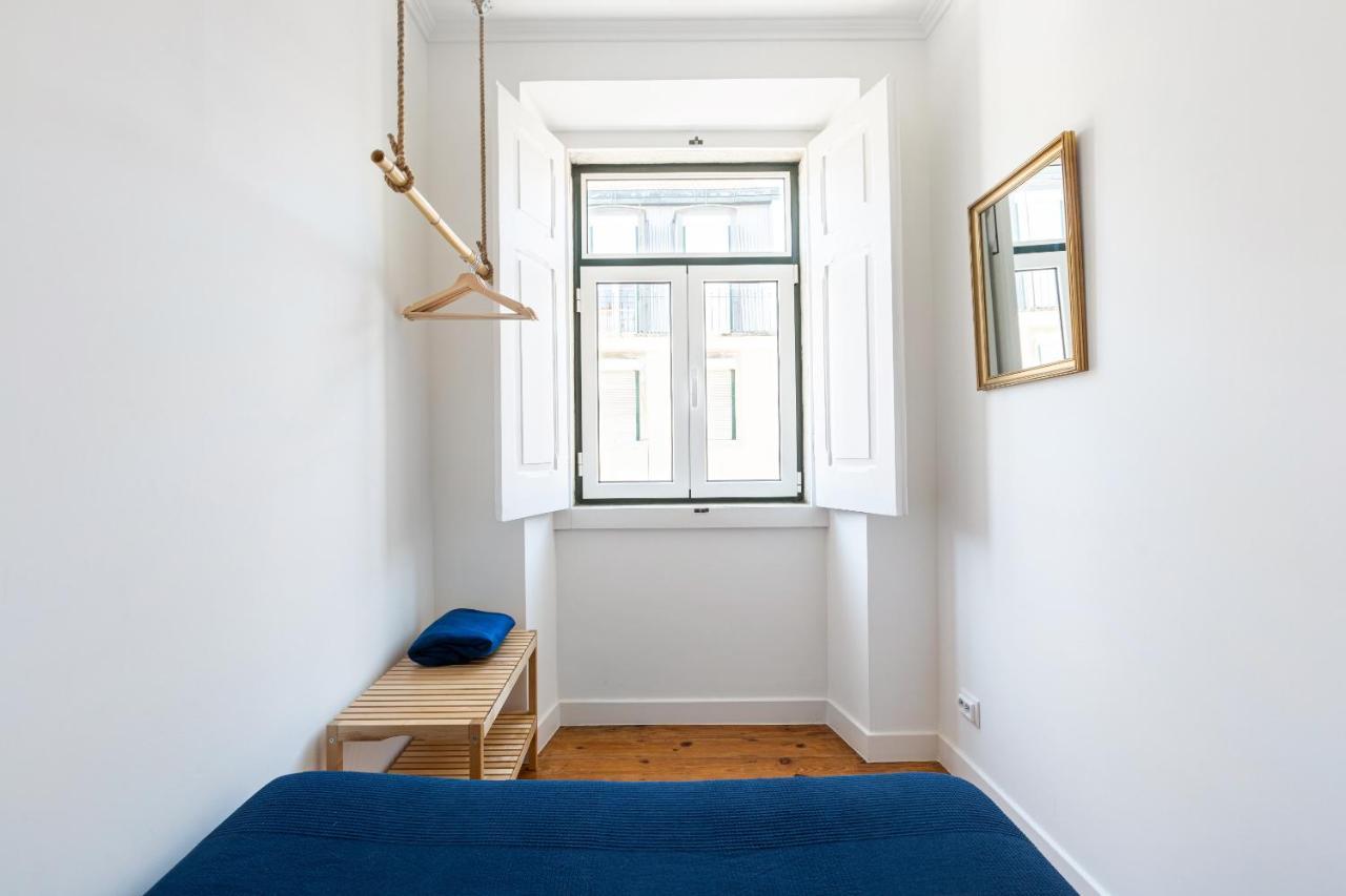 ליסבון White & Blue Vintage Home In Graca מראה חיצוני תמונה